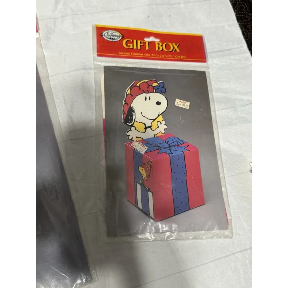5 Mickey Minnie Mouse Snoopy Vintage Gift Box San Francisco Pop Up Disney Gift